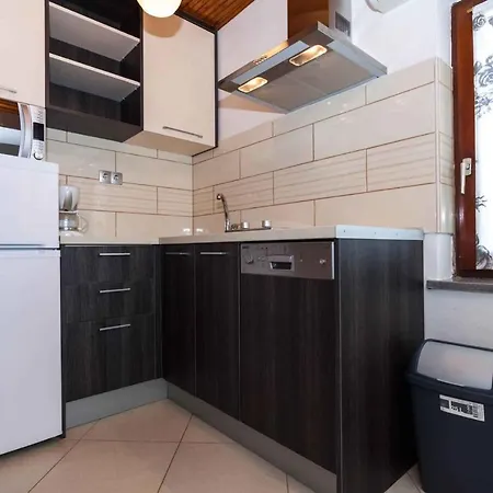 Apartment 3